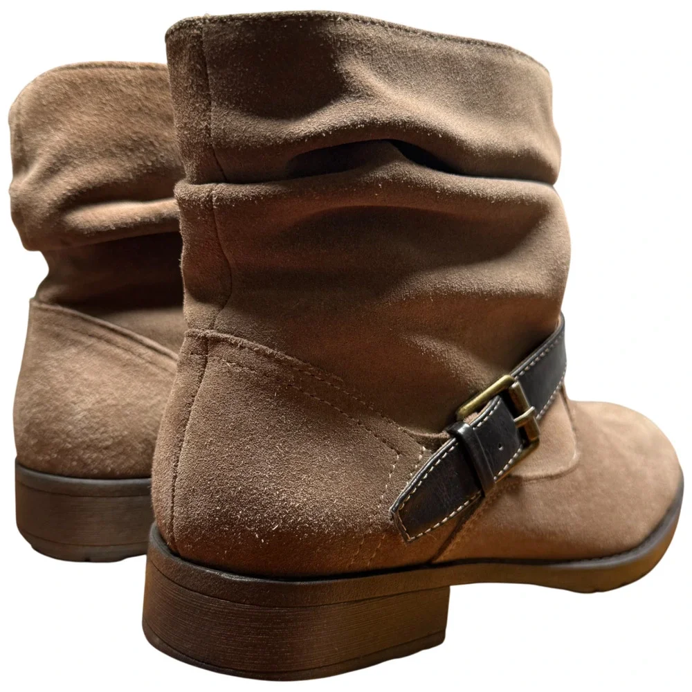 WHITE MOUNTAIN Nashville Women's 9 Brown Leather Boots Strap Buckle Casual - Picture 8 of 14